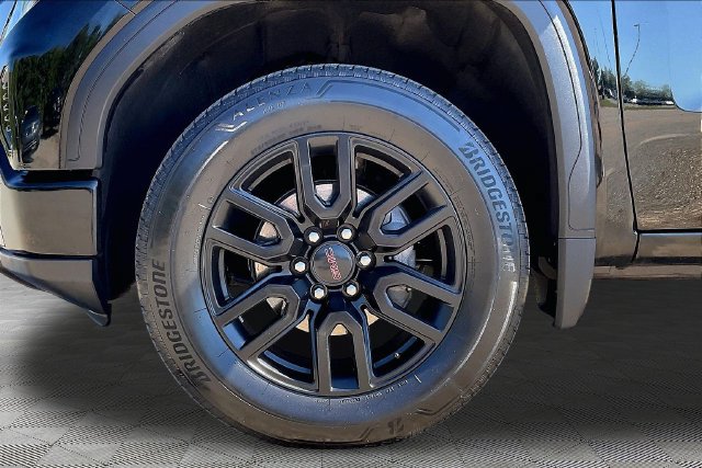 Used 2024 GMC Sierra 1500 Elevation AWD/4WD image 21