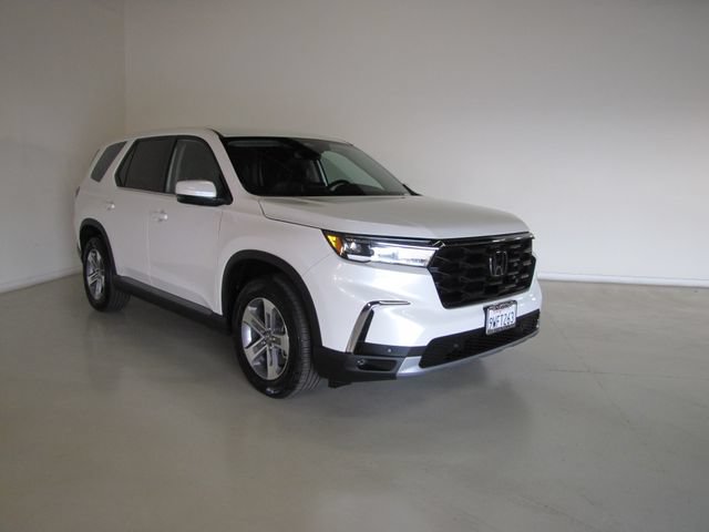 Certified 2025 Honda Pilot EX-L image 3