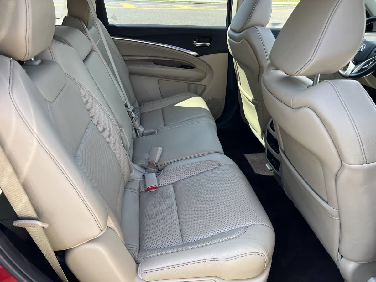 Used 2019 Acura MDX SH-AWD w/ Technology Package image 17