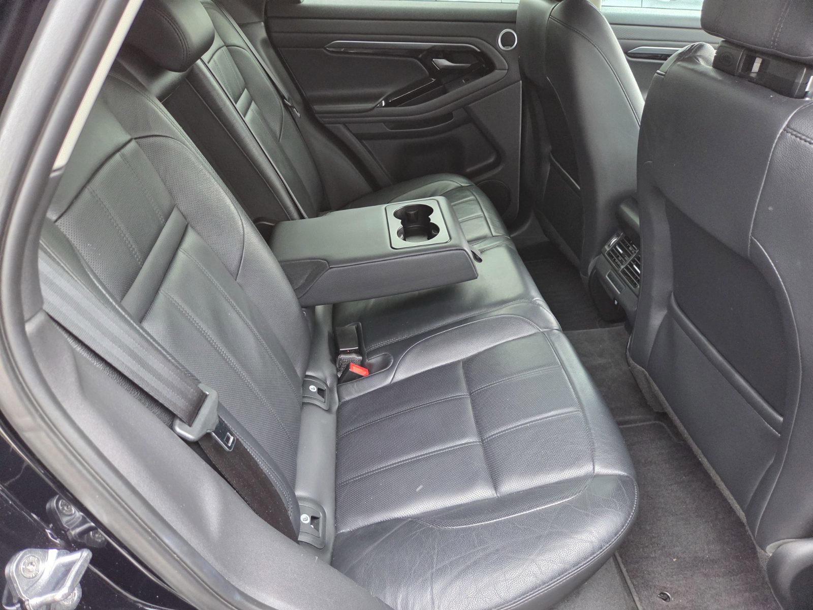 Used 2020 Land Rover Range Rover Evoque S image 14