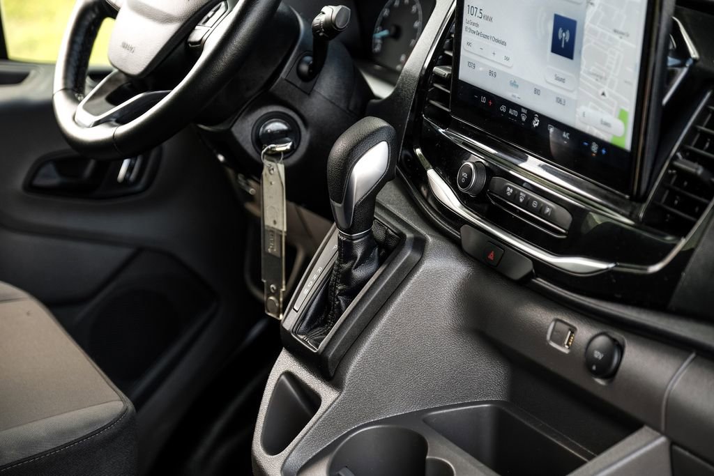 Used 2023 Ford Transit 350 XLT image 19