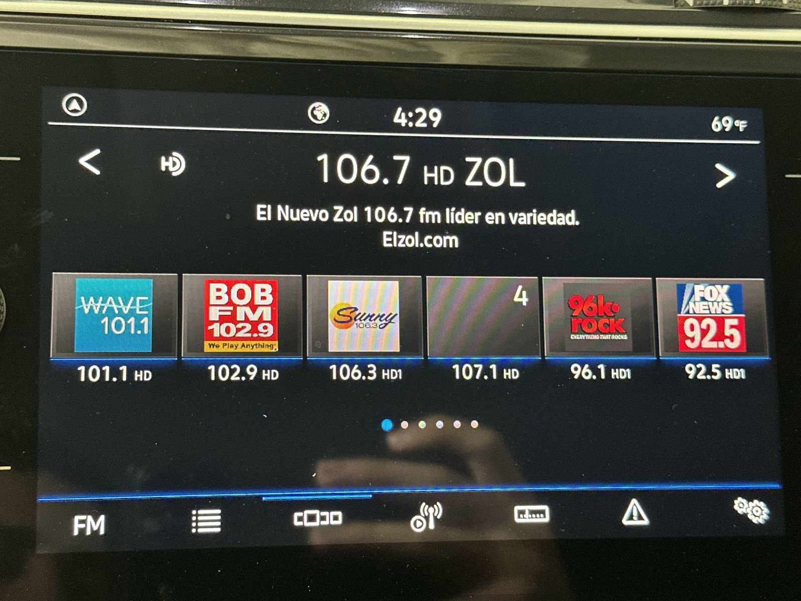 Used 2024 Volkswagen Tiguan Wolfsburg Edition image 20