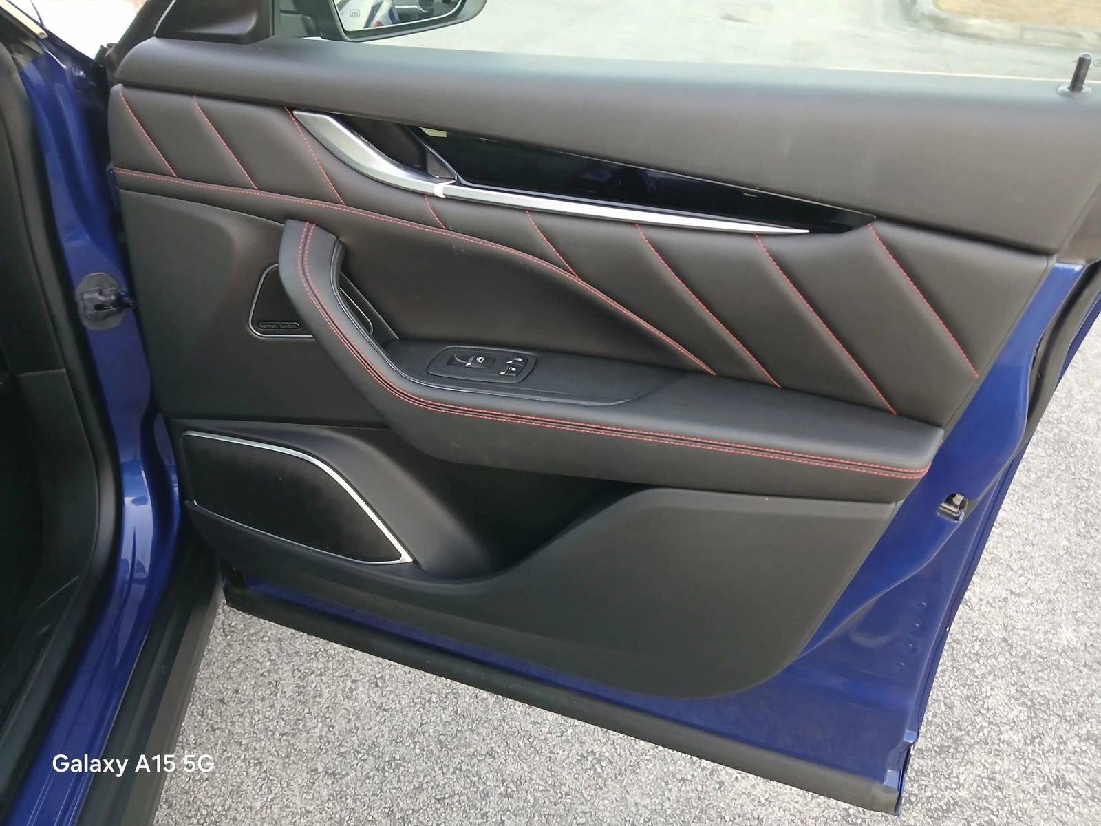 Used 2022 Maserati Levante GT image 17