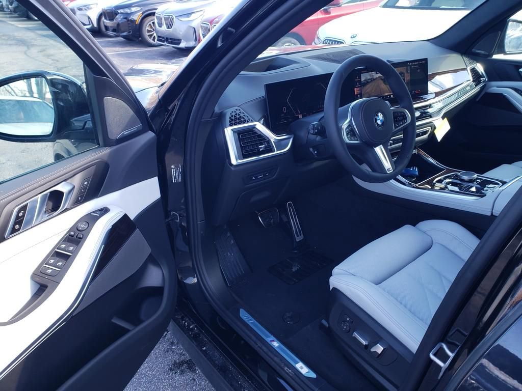 New 2026 BMW X5 xDrive40i w/ M Sport Package image 6