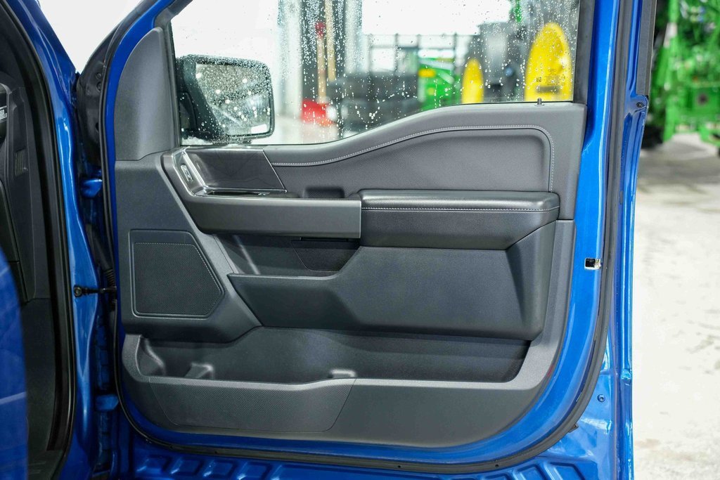 Used 2022 Ford F150 XLT w/ Equipment Group 302A High image 15