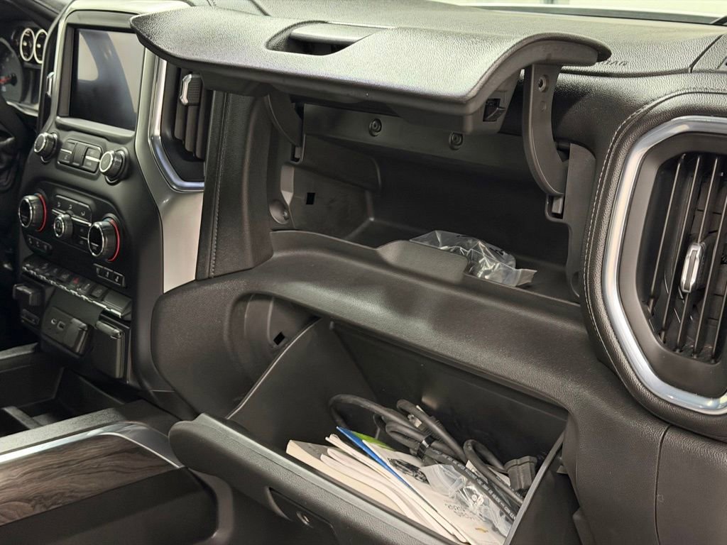 Used 2020 Chevrolet Silverado 1500 LTZ image 28