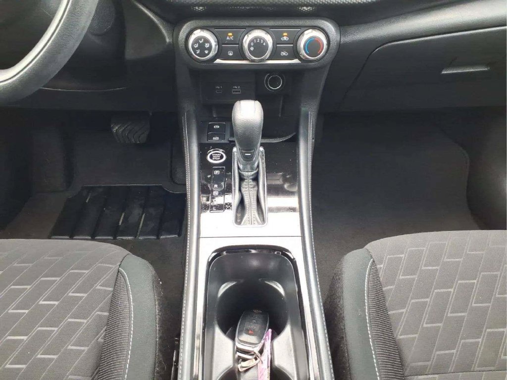 Certified 2023 Nissan Kicks SV FWD image 10
