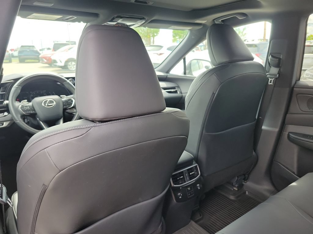 Used 2023 Lexus RX 350 Premium w/ Cold Area Package AWD/4WD image 14