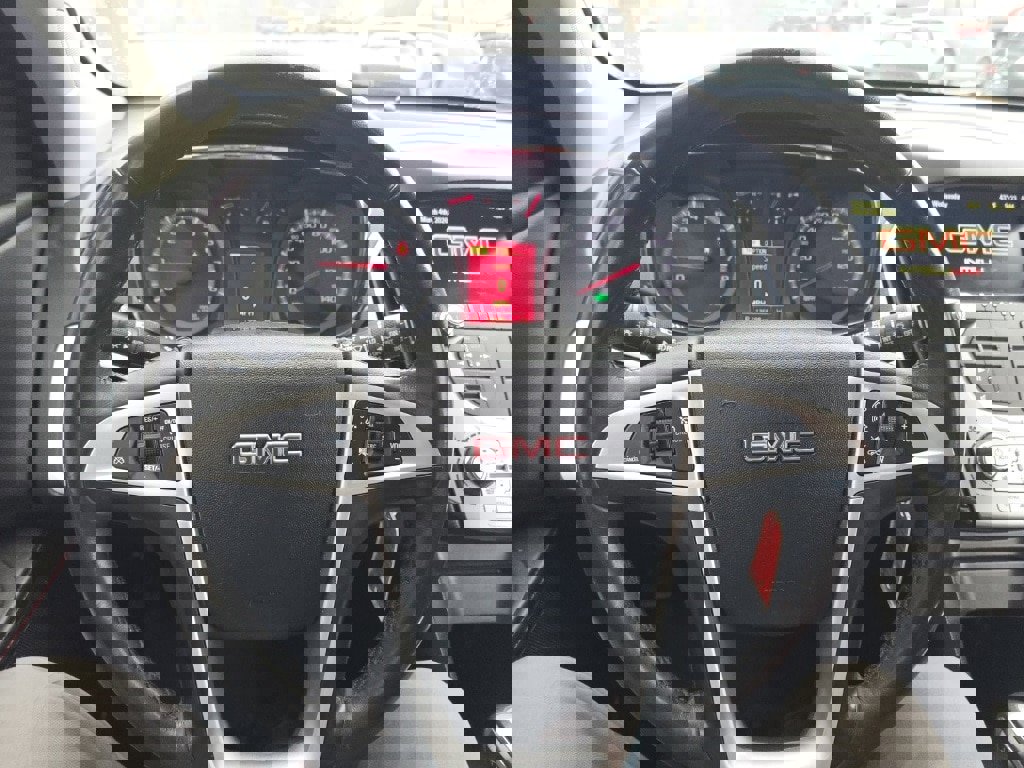 Used 2015 GMC Terrain SLE w/ Chrome Edition image 19