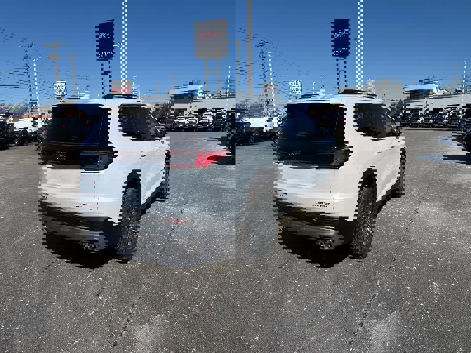 New 2026 GMC Acadia Elevation image 7