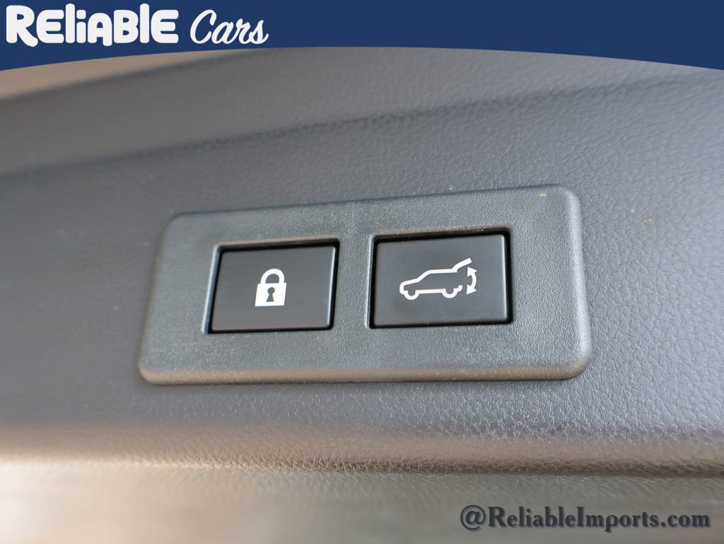 Used 2023 Subaru Ascent Limited w/ Technology Package image 18