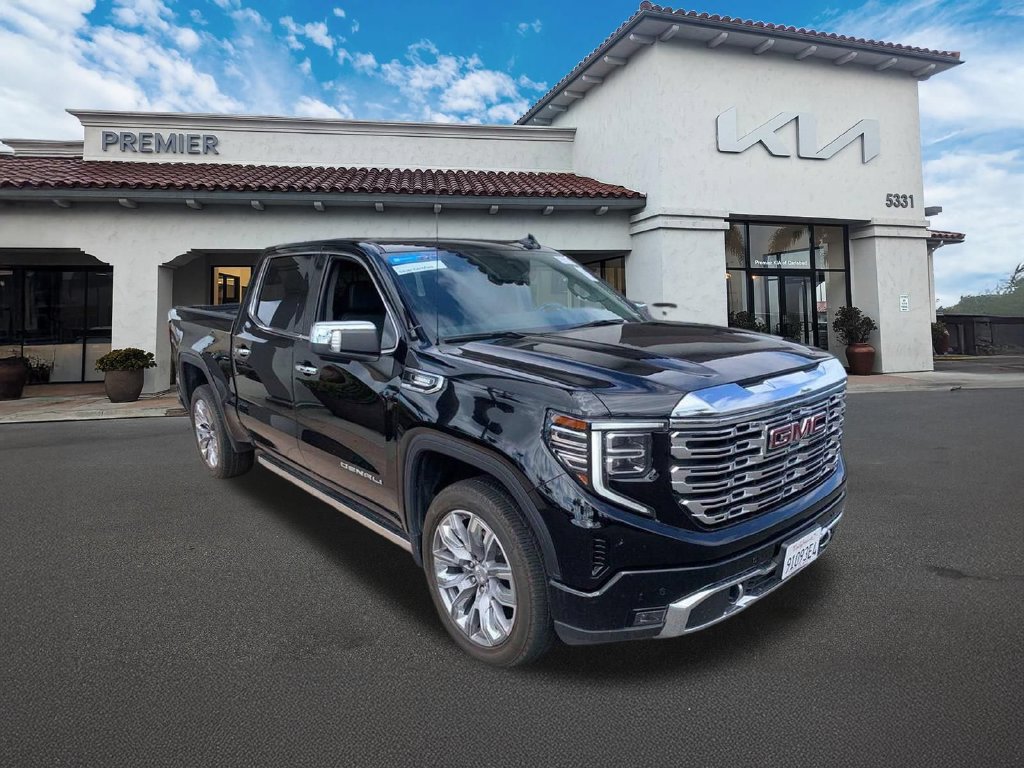 Used 2025 GMC Sierra 1500 Denali AWD/4WD image 4