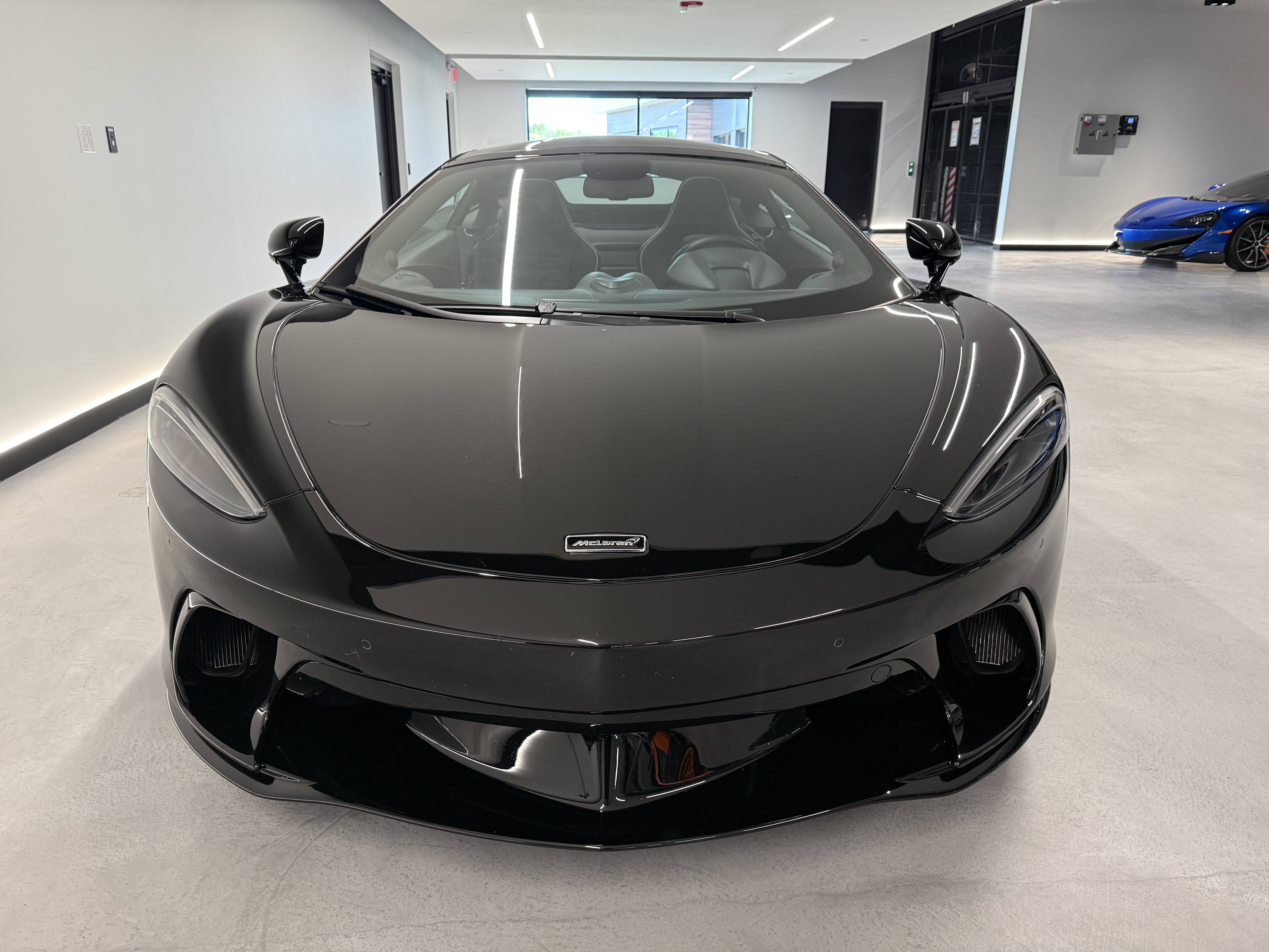 Used 2025 McLaren GTS RWD image 8