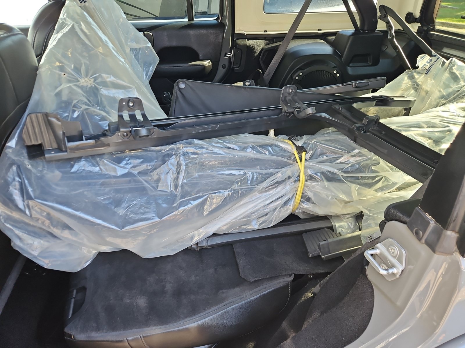 Used 2020 Jeep Wrangler Unlimited Sahara AWD/4WD image 16