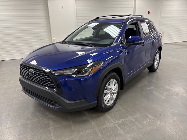 Certified 2024 Toyota Corolla Cross LE image 3