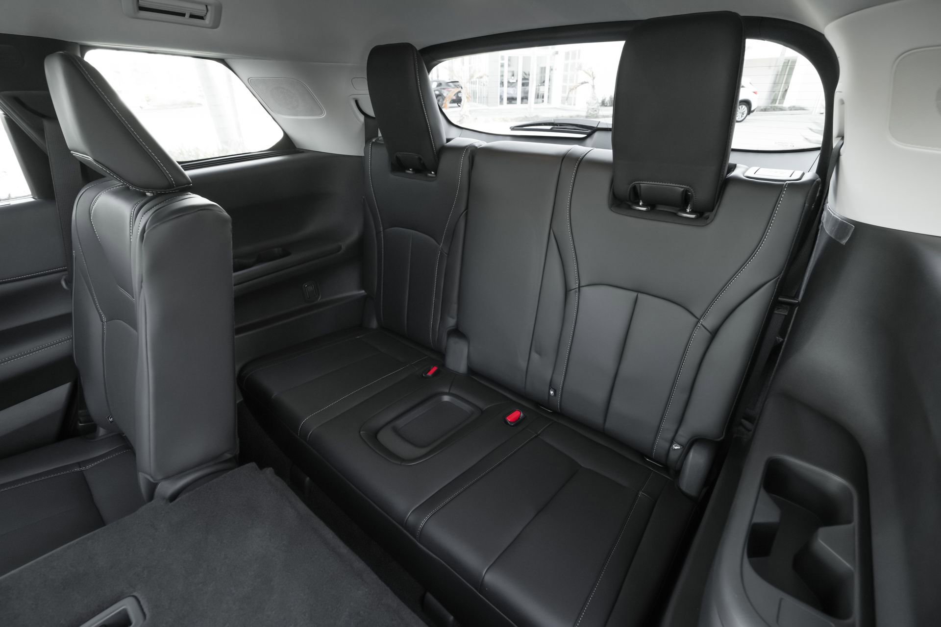 New 2026 INFINITI QX60 Luxe w/ Cargo Package image 33