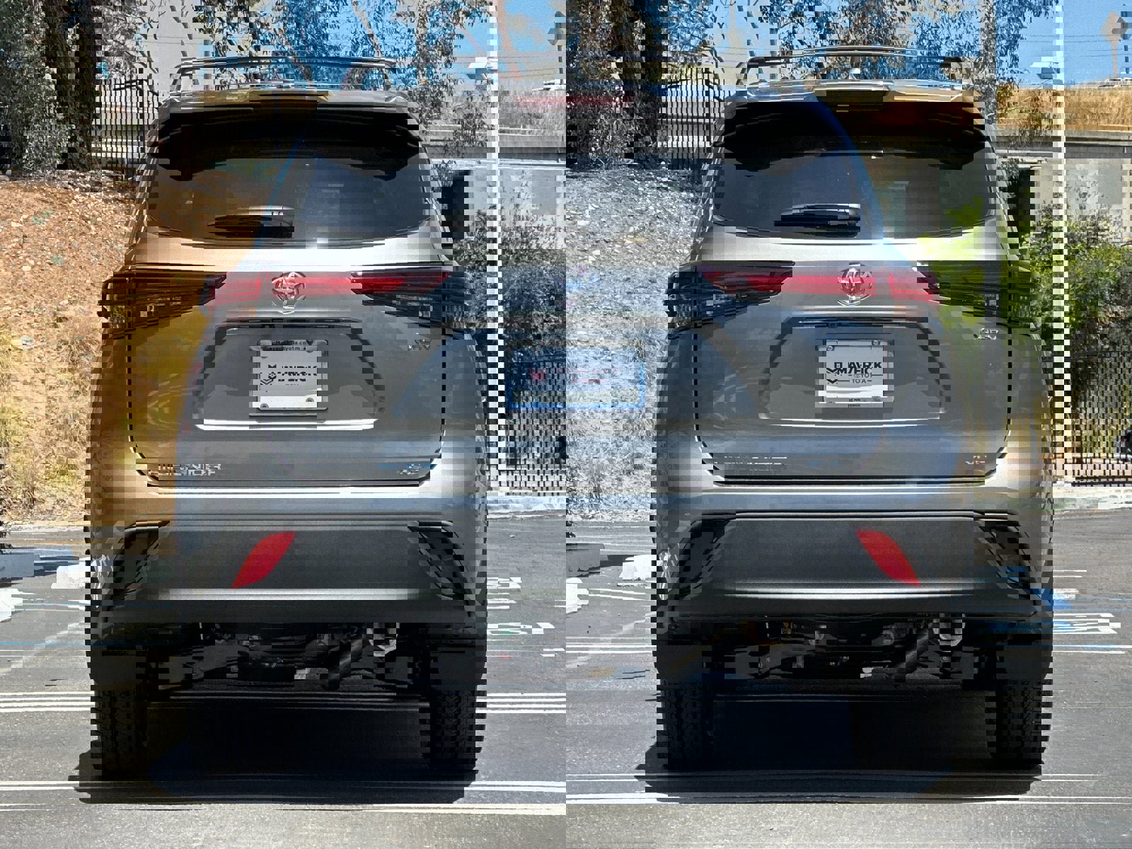 New 2026 Toyota Highlander XLE image 4