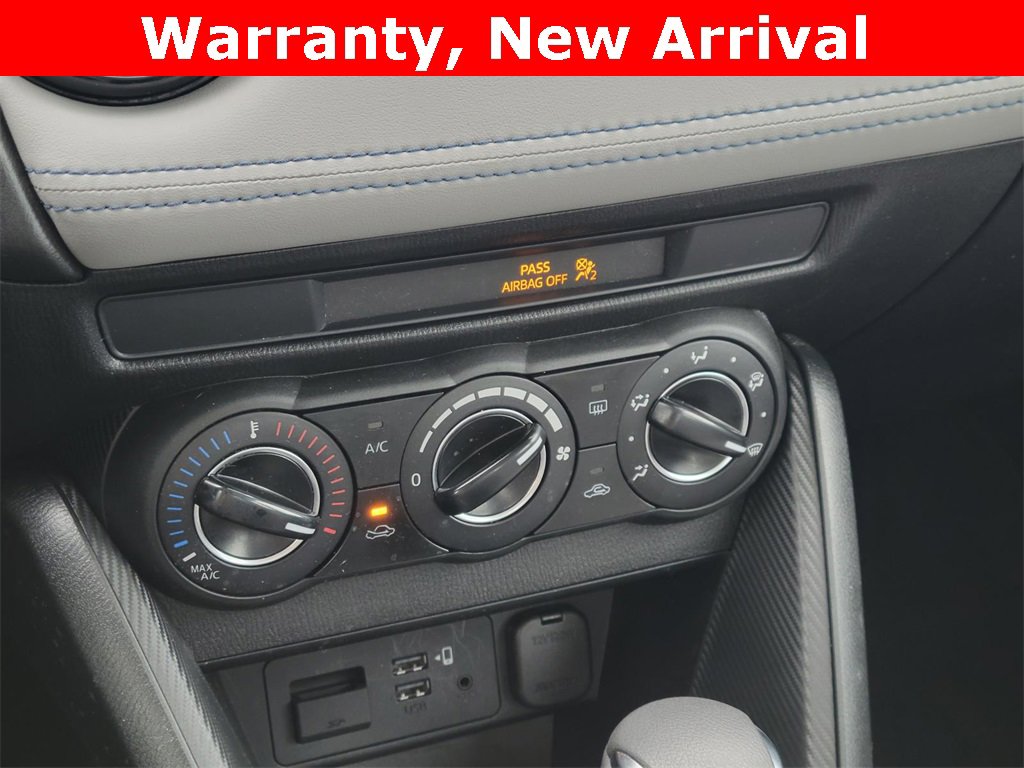 Used 2020 Toyota Yaris LE image 18