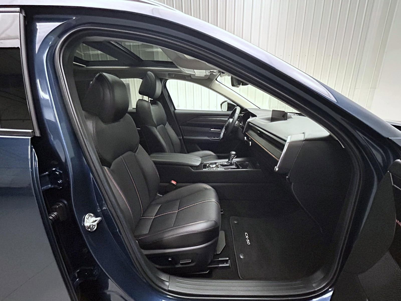 Used 2025 MAZDA CX-50 AWD 2.5 S w/ Premium Plus Pkg image 15