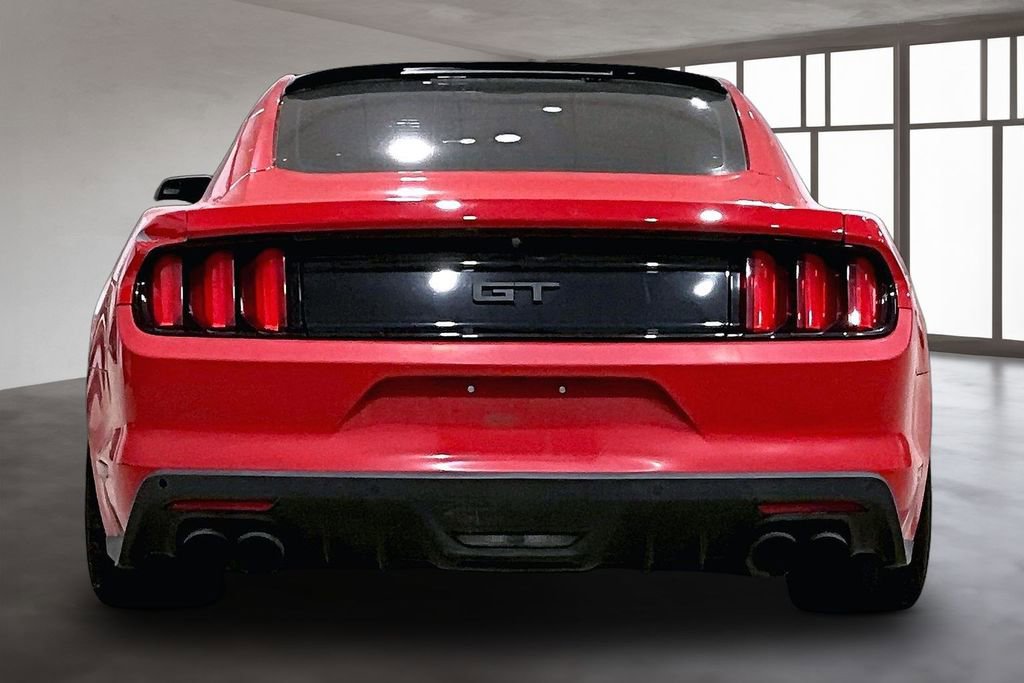 Used 2017 Ford Mustang GT w/ GT Performance Package RWD image 5