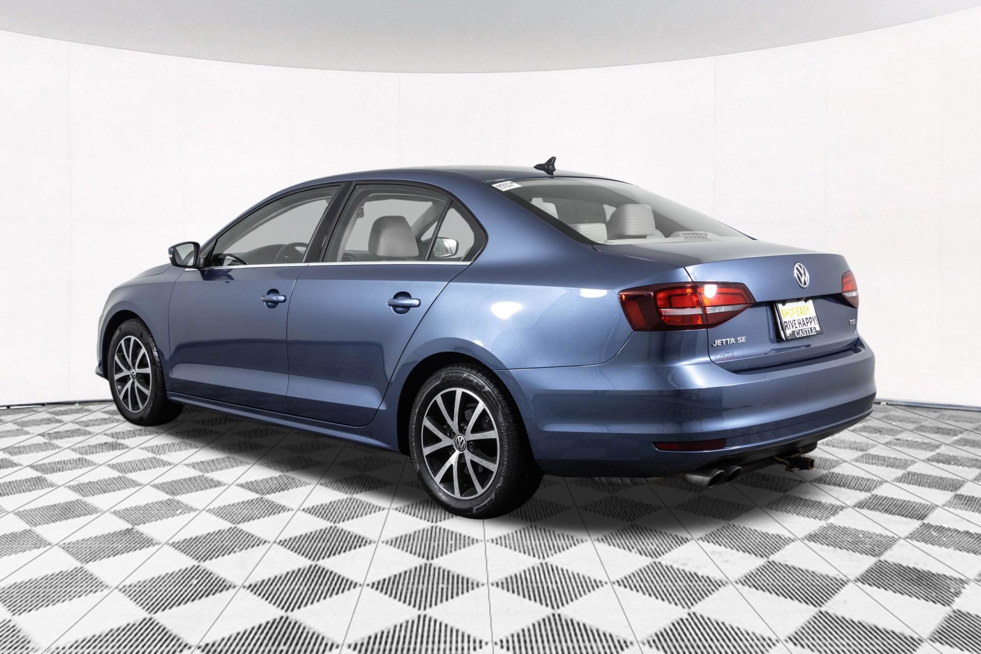 Used 2017 Volkswagen Jetta SE FWD image 14