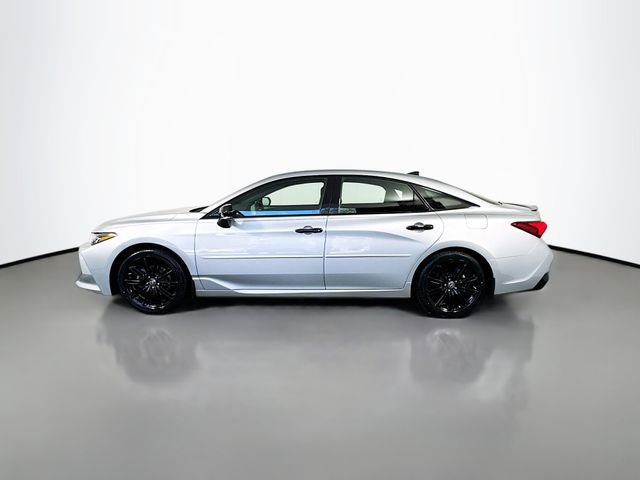 Certified 2021 Toyota Avalon XSE FWD image 5