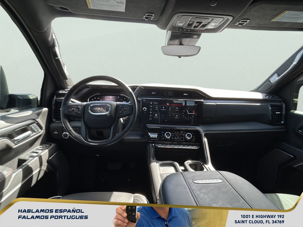 Used 2024 GMC Sierra 2500 AT4X image 32