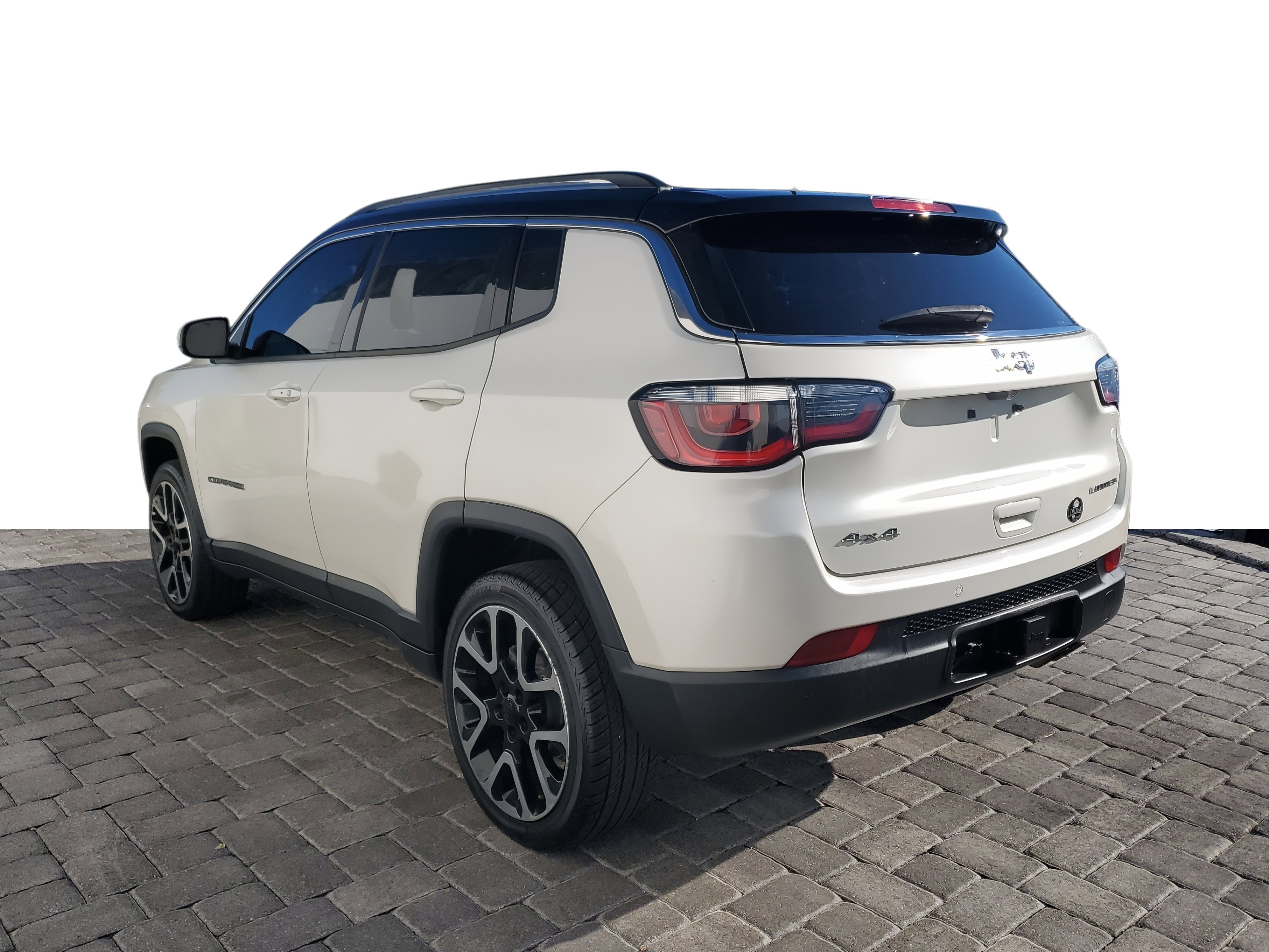 Used 2018 Jeep Compass Limited w/ Navigation Group image 3