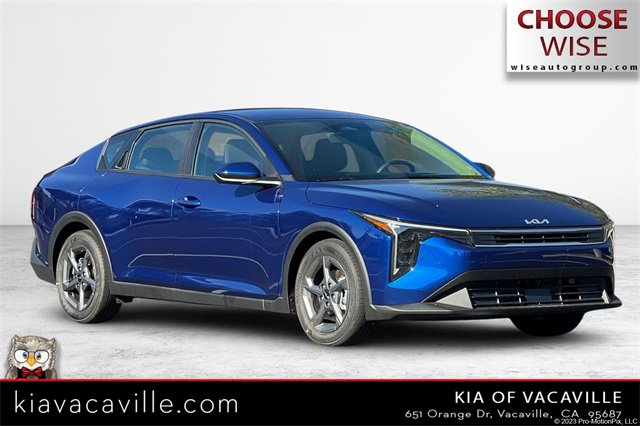 New 2025 Kia K4 LXS