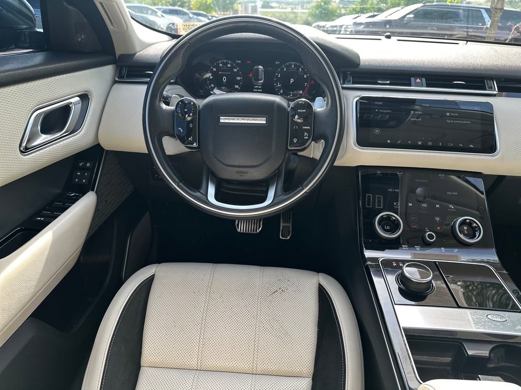 Used 2018 Land Rover Range Rover Velar R-Dynamic SE AWD/4WD image 26