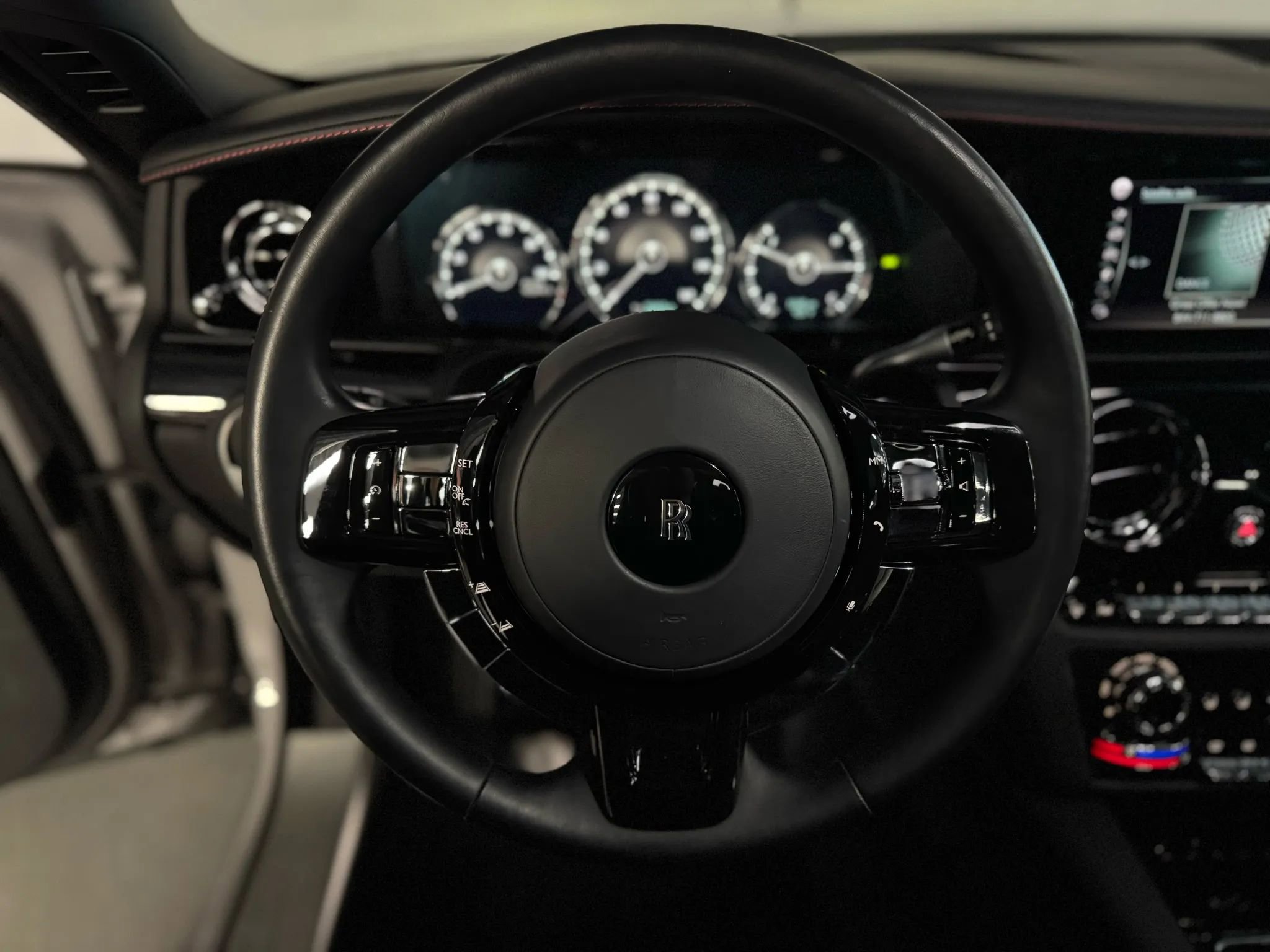 Used 2022 Rolls-Royce Ghost image 38