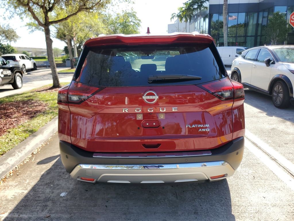 Certified 2023 Nissan Rogue Platinum w/ Platinum Premium Package AWD/4WD image 5