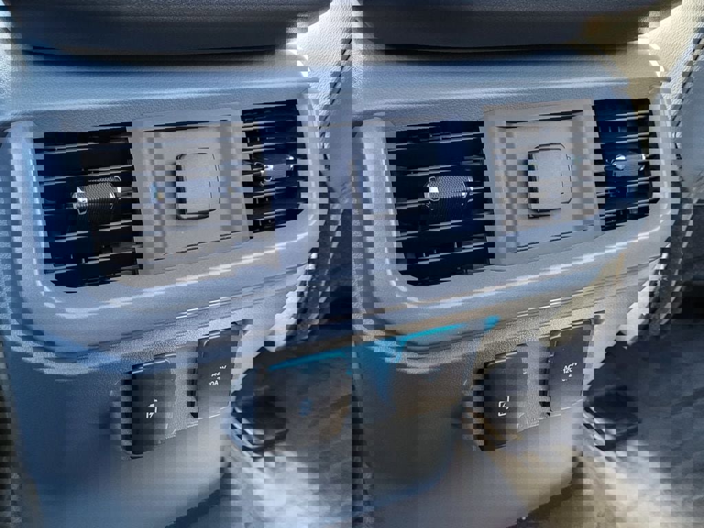 New 2024 Ford F150 Lightning Pro w/ Tow Technology Package image 33