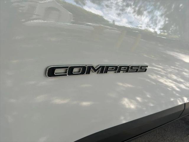 Certified 2023 Jeep Compass Latitude AWD/4WD image 33