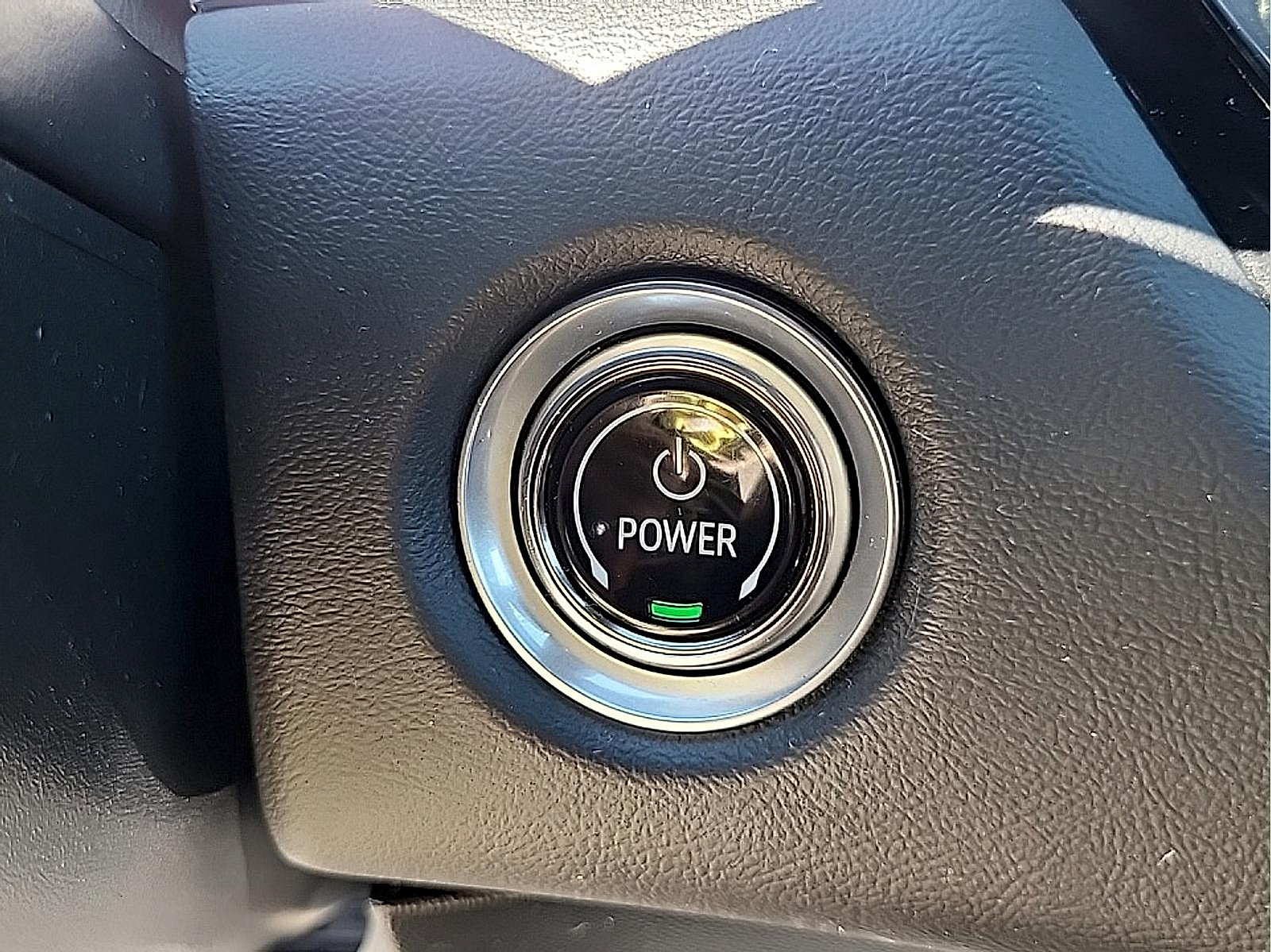 Certified 2024 Cadillac Lyriq Tech AWD/4WD image 29