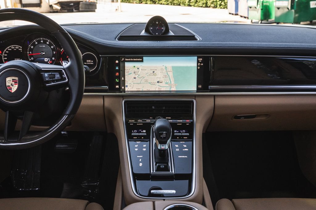 Used 2023 Porsche Panamera image 18