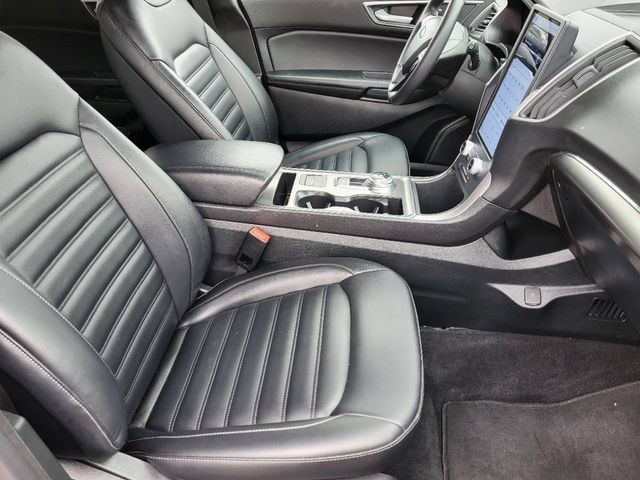 Used 2022 Ford Edge SEL AWD/4WD image 16