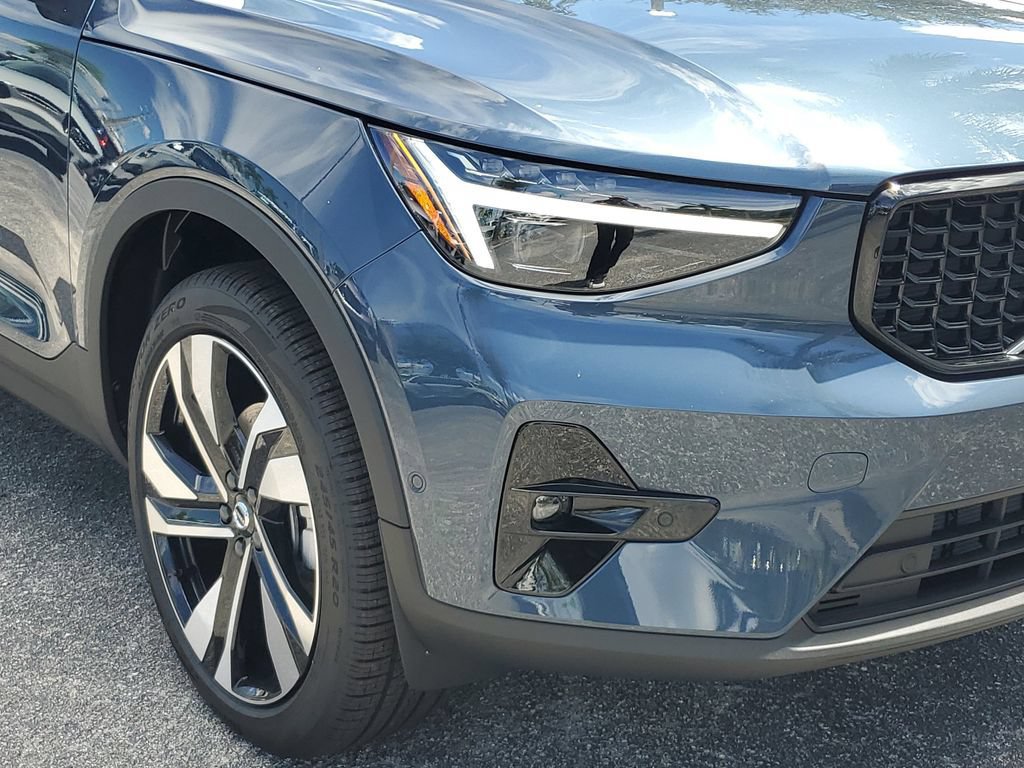 New 2026 Volvo XC40 B5 Ultra w/ Protection Package Premier AWD/4WD image 5