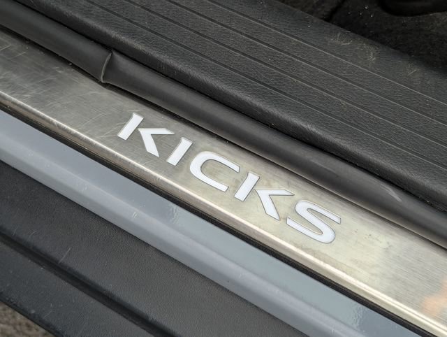 Used 2023 Nissan Kicks SV w/ Interior Electronics Package FWD image 35
