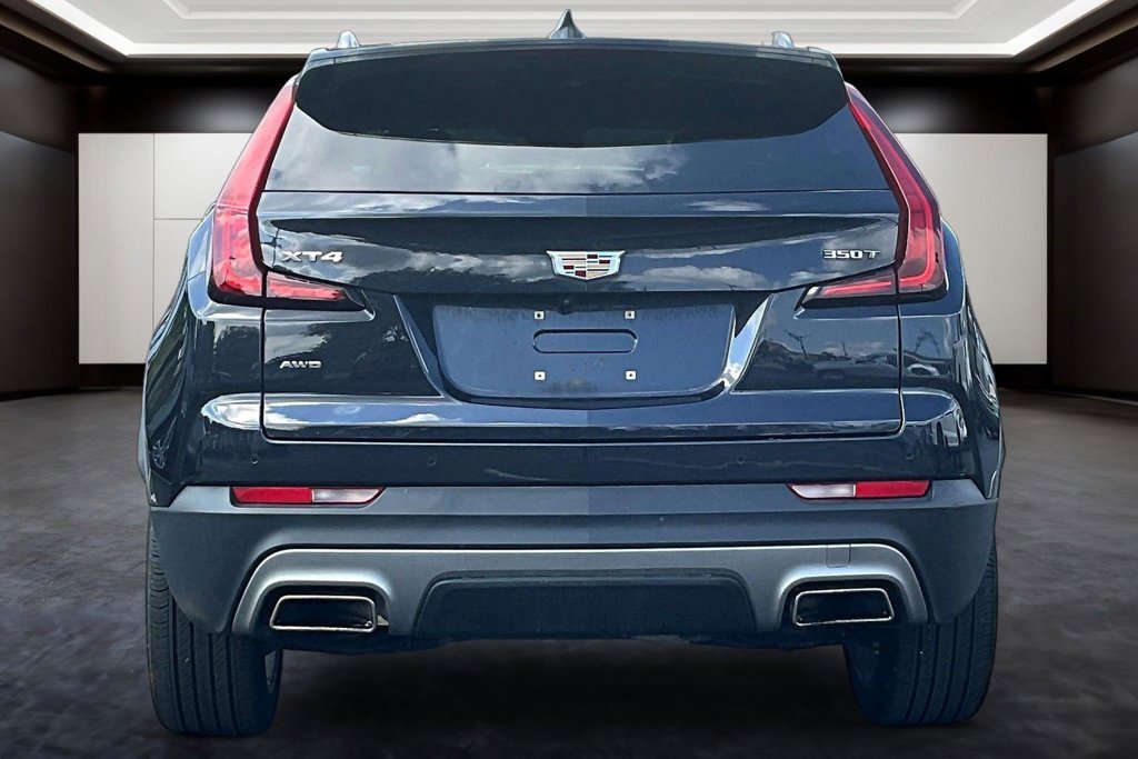 Certified 2023 Cadillac XT4 Premium Luxury w/ Cold Weather Package AWD/4WD image 5