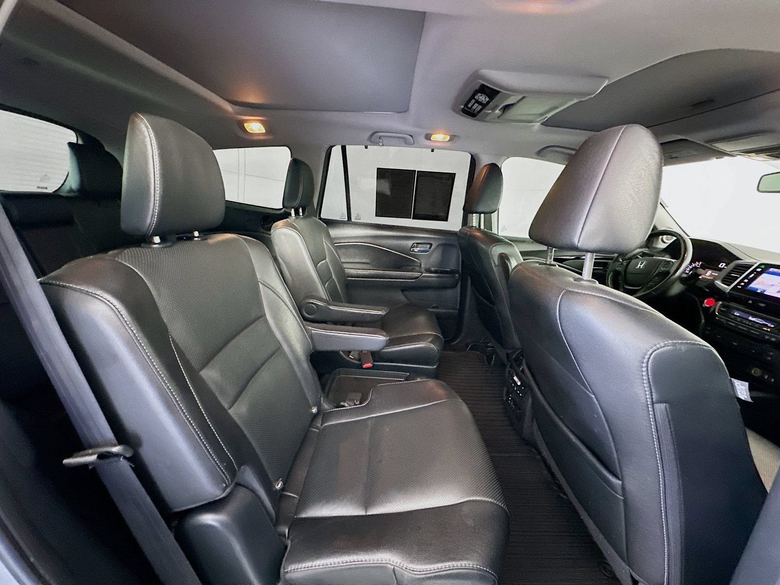 Used 2016 Honda Pilot Elite image 30