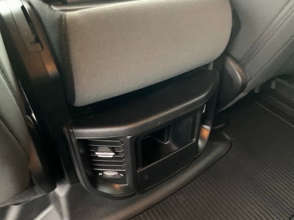 Used 2020 RAM 1500 Big Horn AWD/4WD image 24