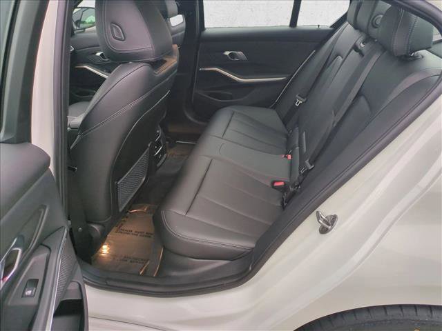 Used 2023 BMW 330i Sedan w/ Convenience Package image 20