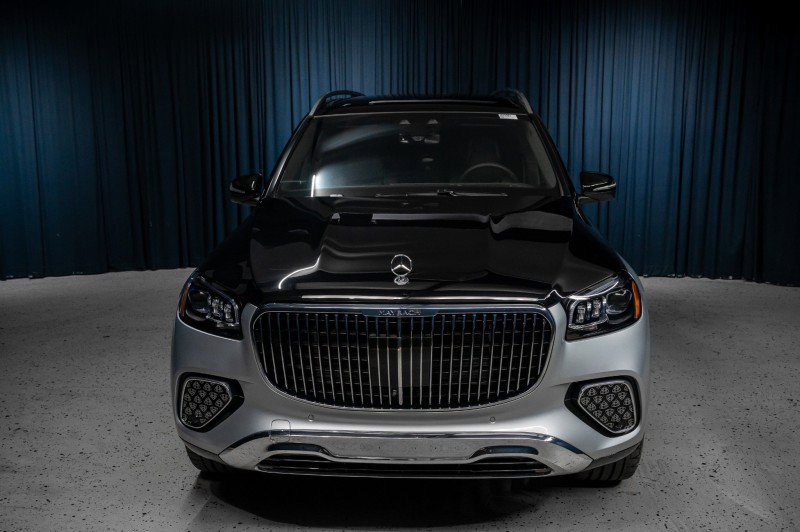 New 2025 Mercedes-Benz Maybach GLS 600 4MATIC image 2