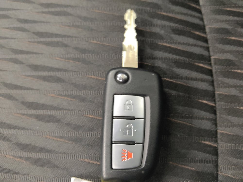 Used 2020 Nissan Rogue S AWD/4WD image 32