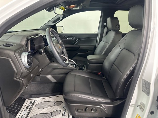 Used 2023 Chevrolet Colorado LT w/ LT Convenience Package III image 27