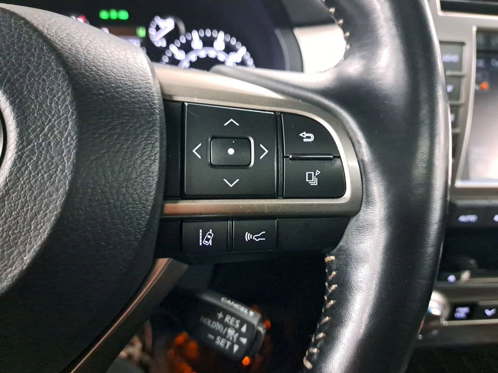 Used 2021 Lexus GX 460 Premium w/ Accessory Package image 28