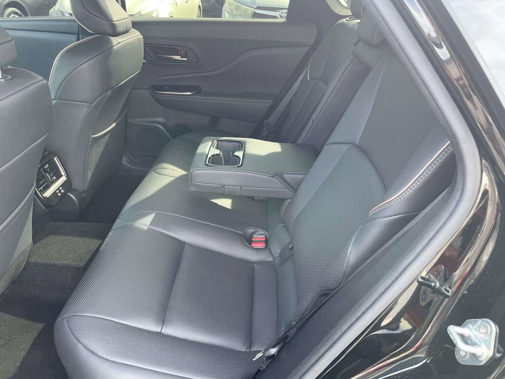 Used 2025 Toyota Crown Signia w/ Advanced Technology Package AWD/4WD image 23