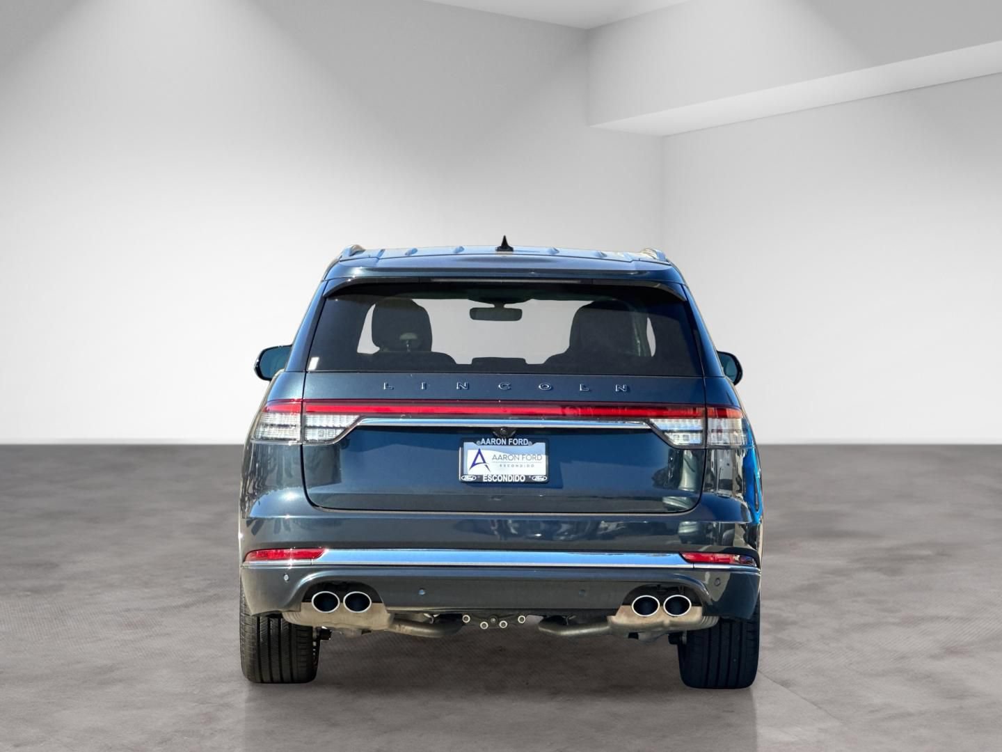 Used 2024 Lincoln Aviator Black Label AWD/4WD image 5
