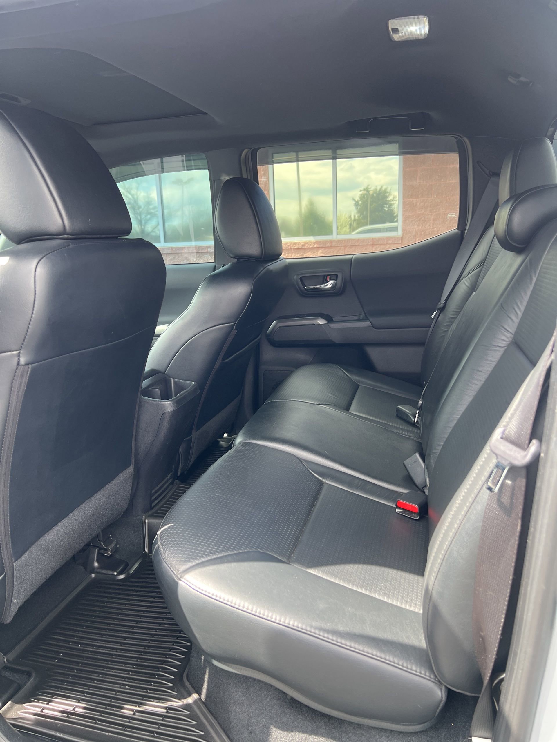 Used 2021 Toyota Tacoma TRD Off-Road w/ TRD Premium Off Road Package image 25